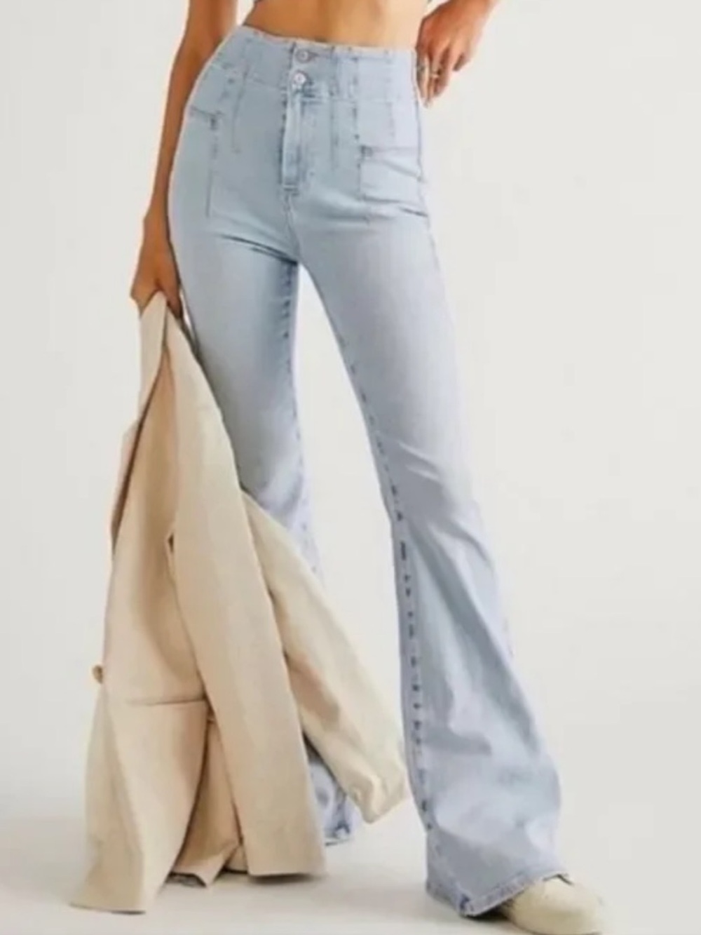 We The Free 31” Jayde Super High Rise Flare Stretch Jeans Sea Wash Blue Size 26